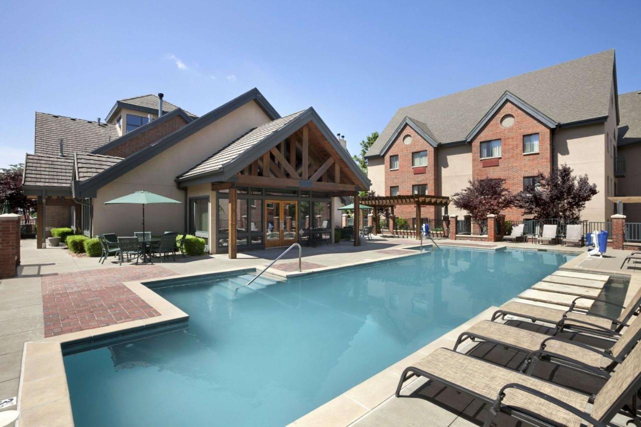 Hawthorn Suites By Wyndham Overland Park Eksteriør billede