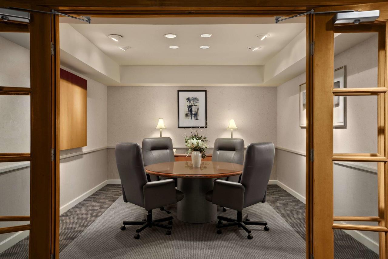 Hawthorn Suites By Wyndham Overland Park Eksteriør billede