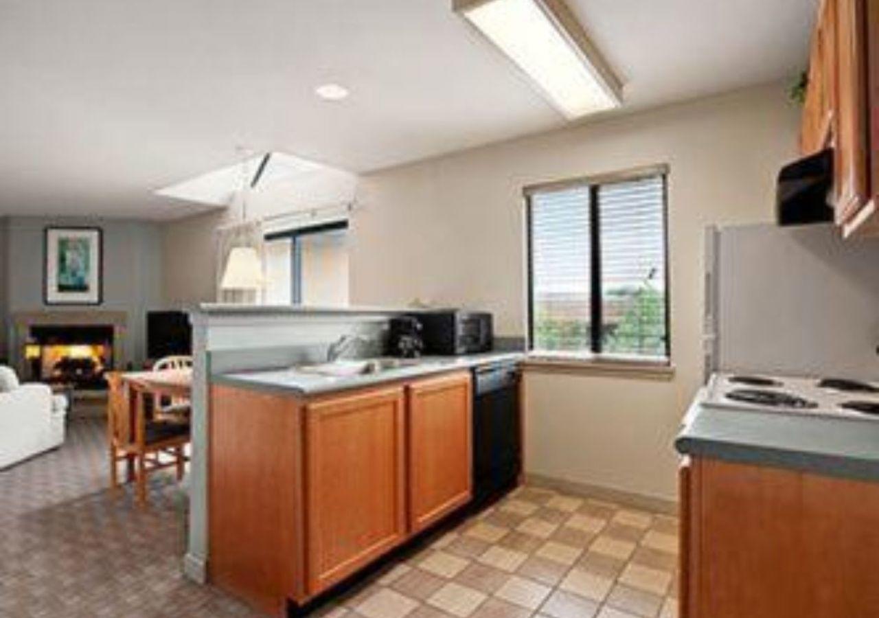 Hawthorn Suites By Wyndham Overland Park Eksteriør billede