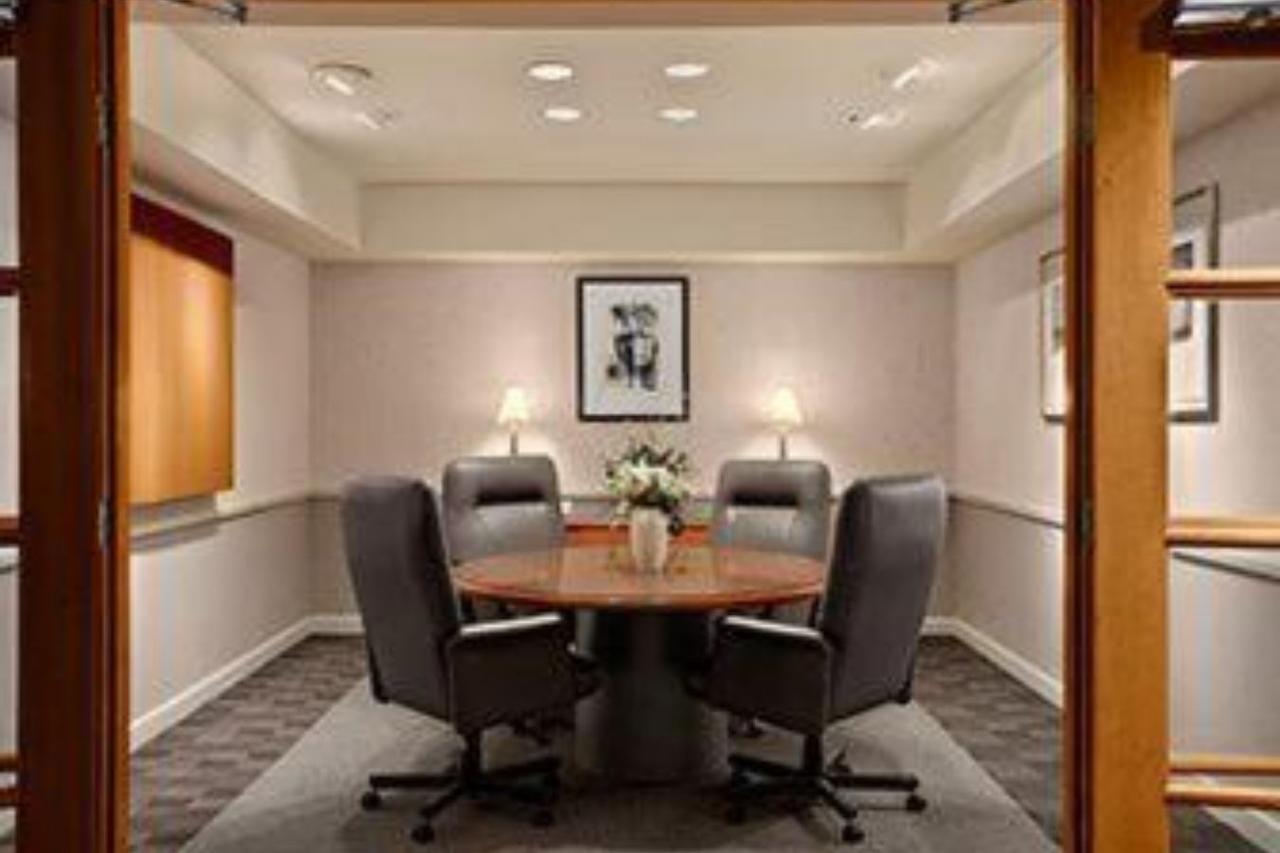 Hawthorn Suites By Wyndham Overland Park Eksteriør billede