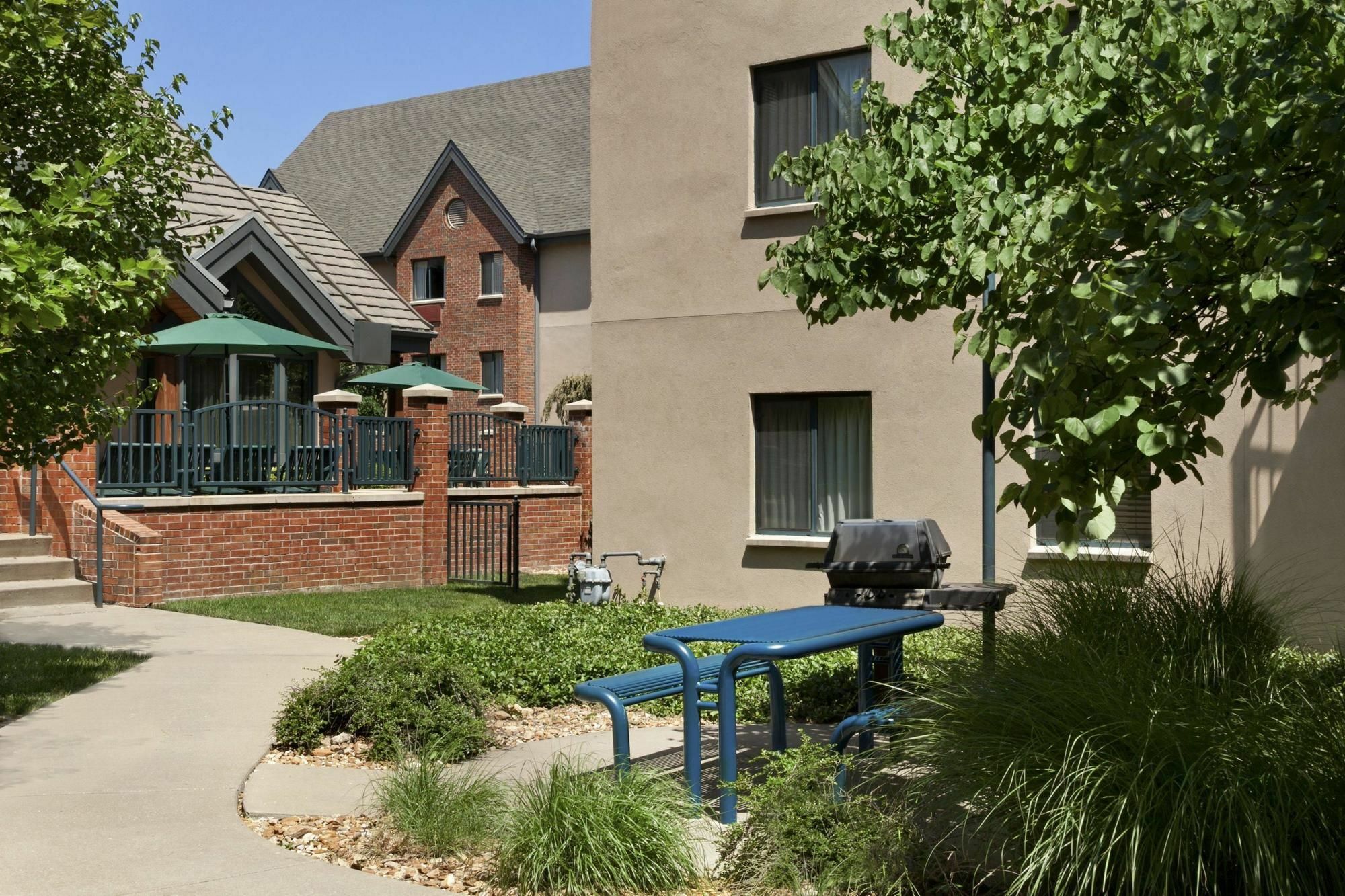 Hawthorn Suites By Wyndham Overland Park Eksteriør billede